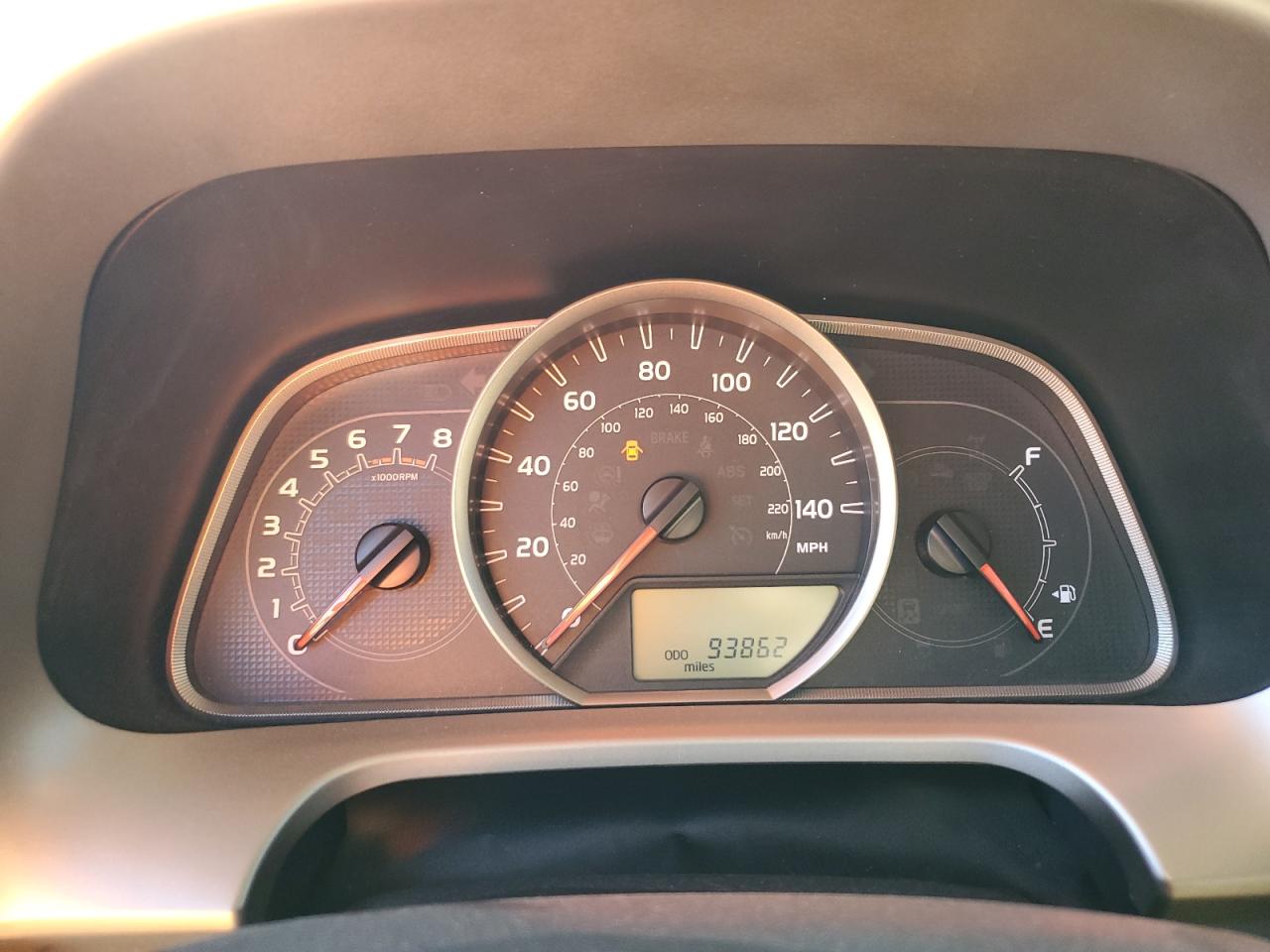 Toyota RAV4 Xle Image 9