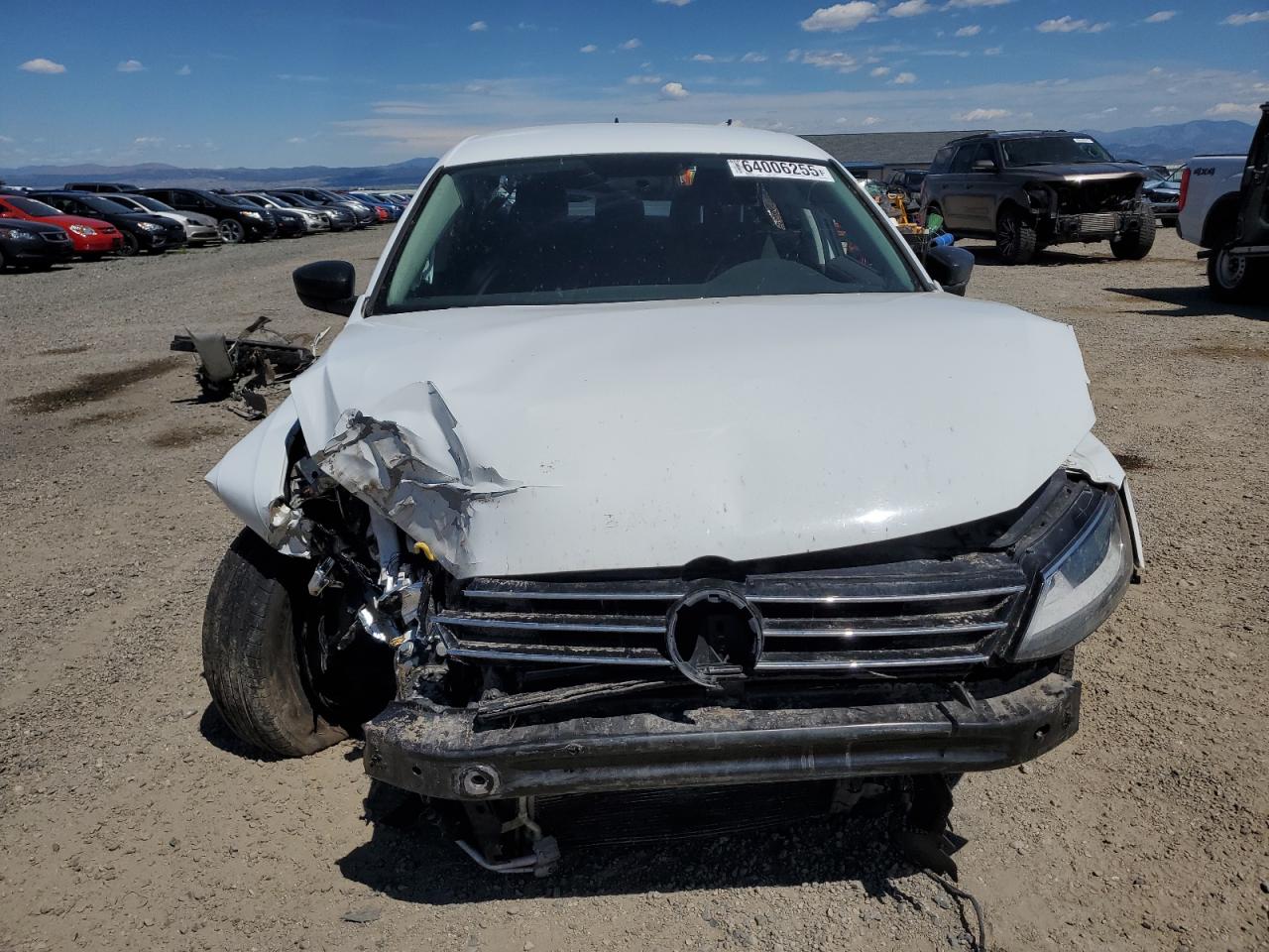 Volkswagen Jetta S Image 2