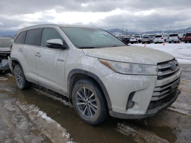 Toyota Highlander Hybrid Image 8