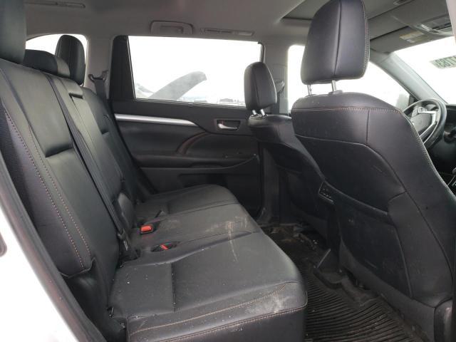 Toyota Highlander Hybrid Image 12