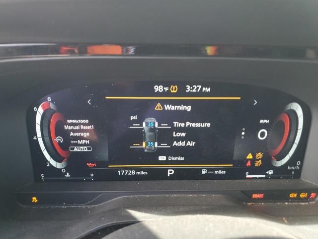 Nissan Pathfinder Platinum Image 9