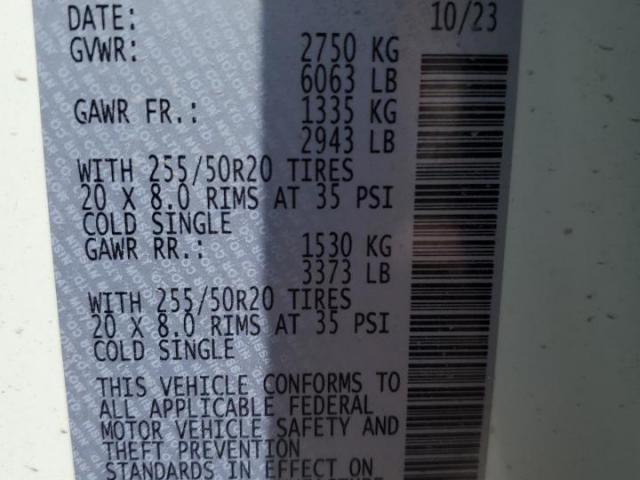 Nissan Pathfinder Platinum Image 3