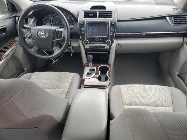 Toyota Camry L Image 8