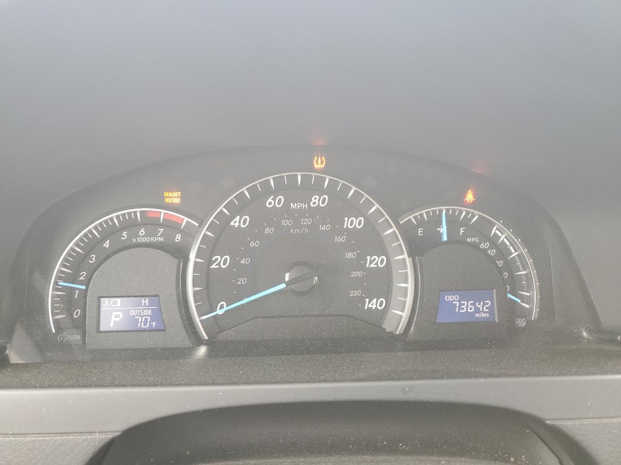 Toyota Camry L Image 7