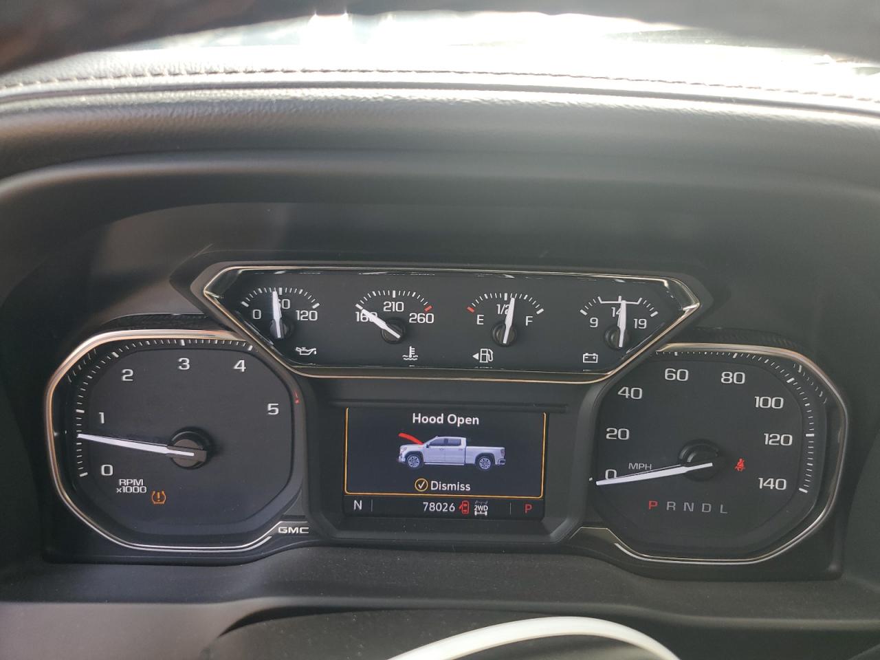 GMC Sierra K2500 At4 Image 4