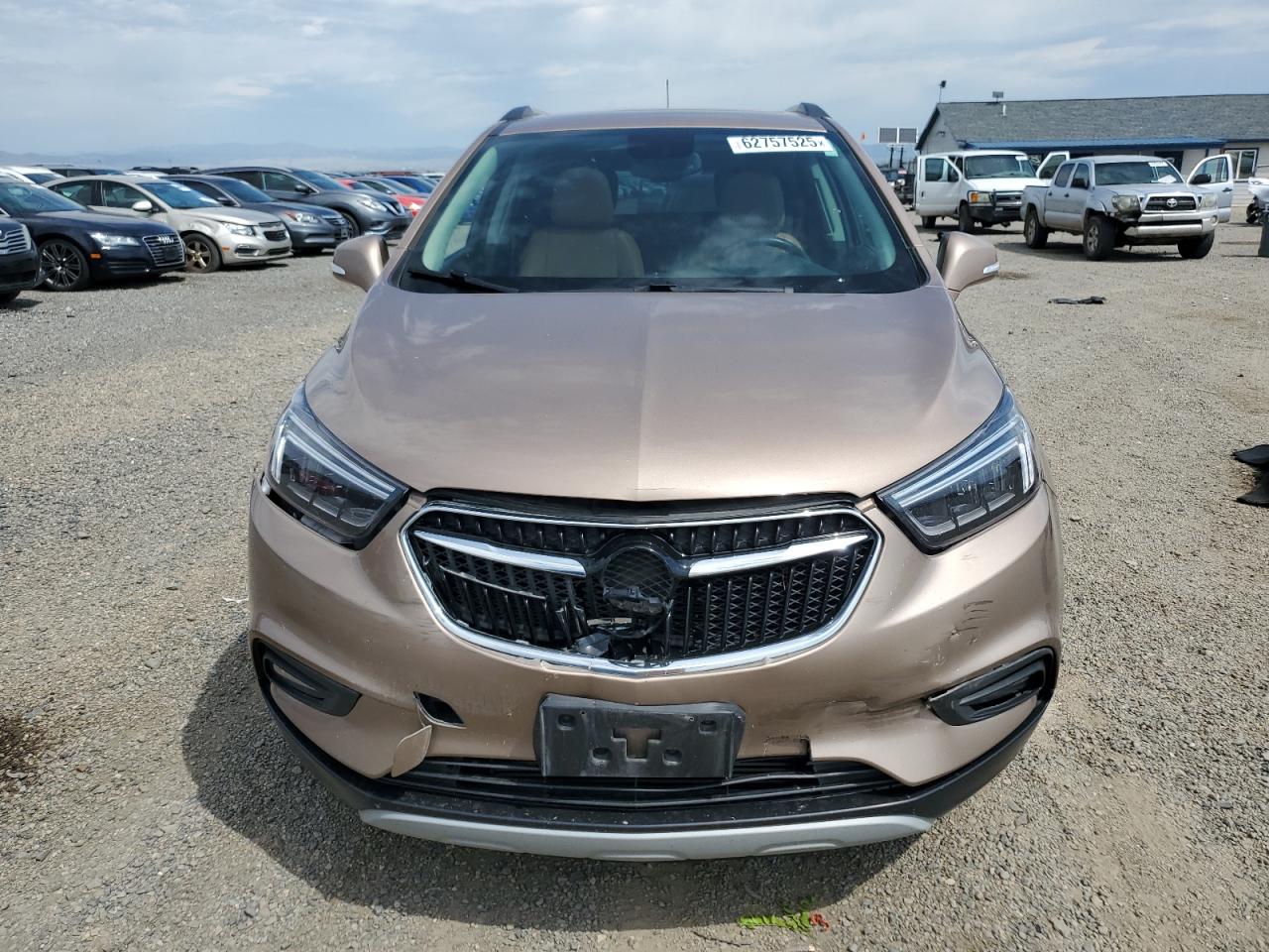 Buick Encore Essence Image 8