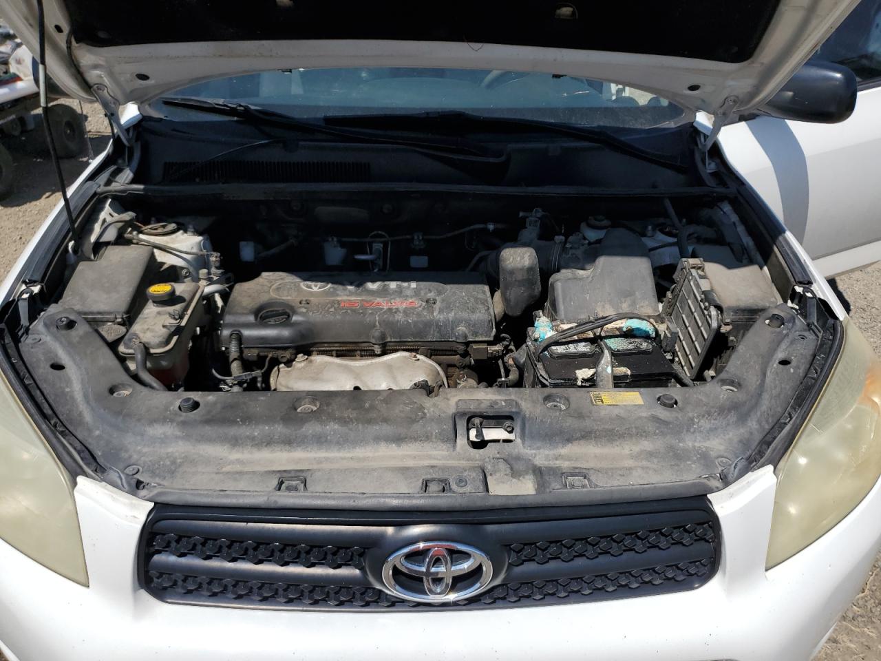 Toyota RAV4 Image 9
