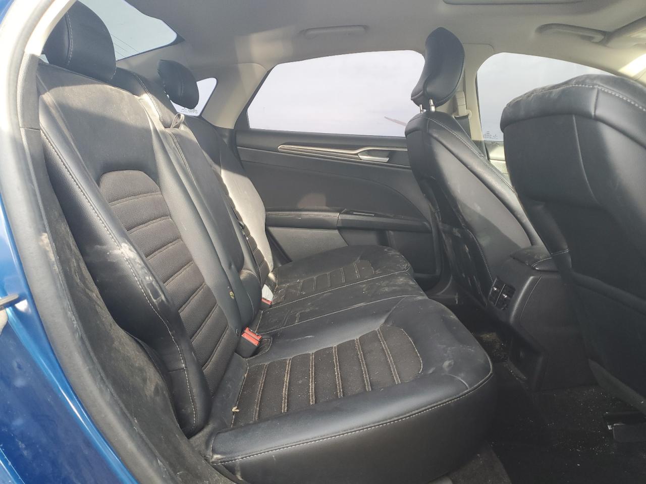 Ford Fusion Se Image 7