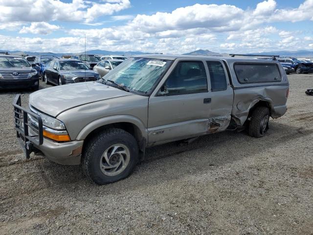  Salvage Chevrolet S-10