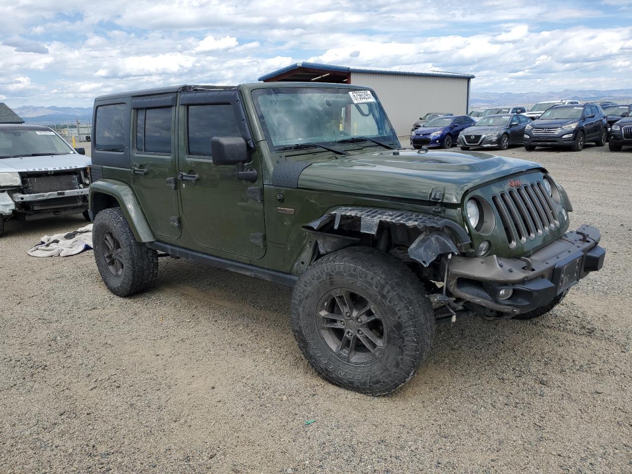 Jeep Wrangler Sahara Image 11