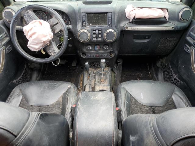 Jeep Wrangler Sahara Image 12