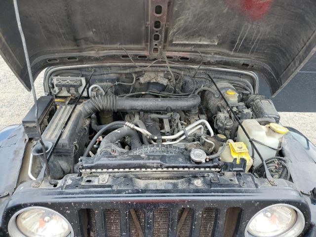 Jeep Wrangler Sahara Image 4