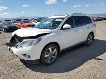  Salvage Nissan Pathfinder