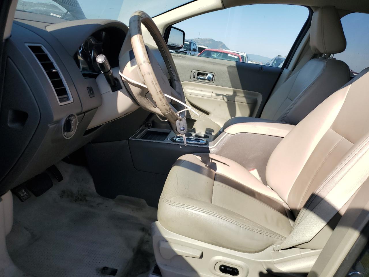 Ford Edge Limited Image 2