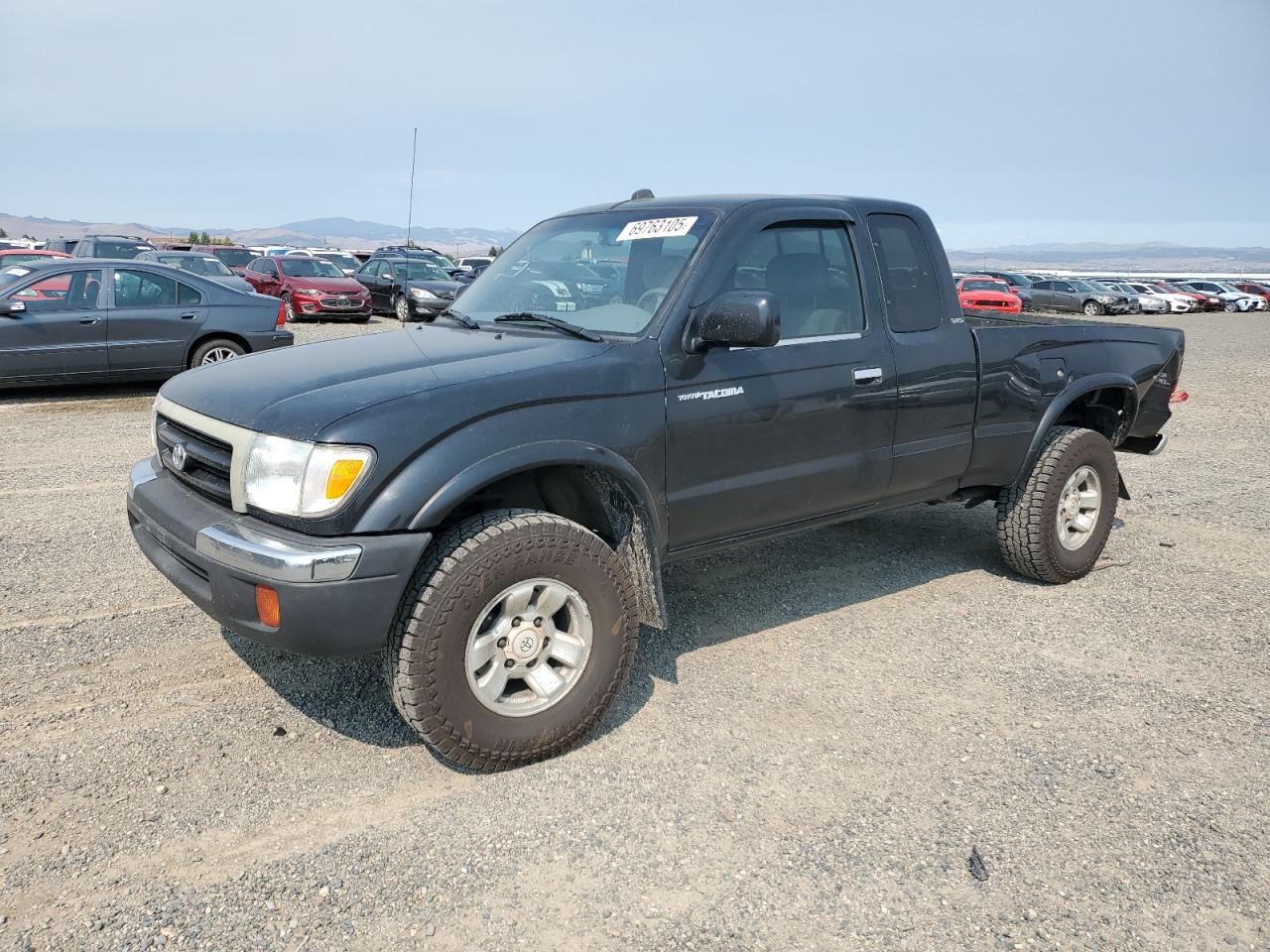 Toyota Tacoma Xtracab Image 1