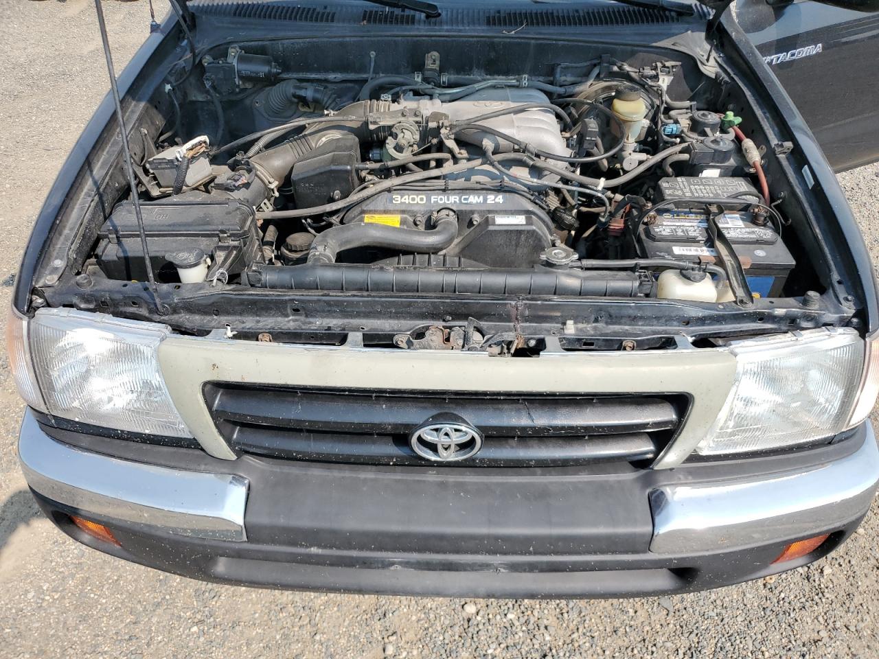 Toyota Tacoma Xtracab Image 11