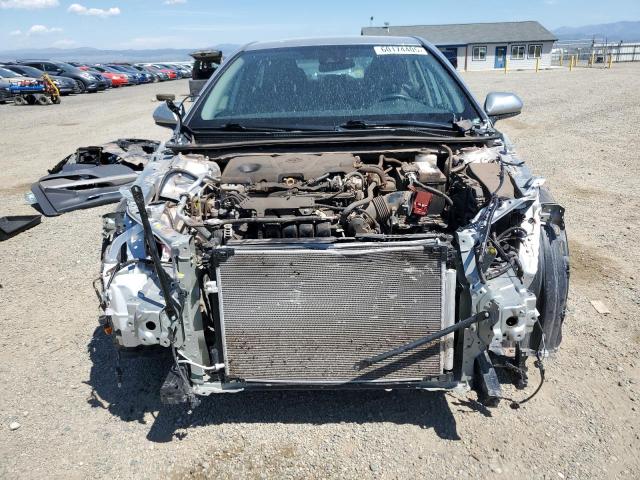 Toyota Camry Le Image 7