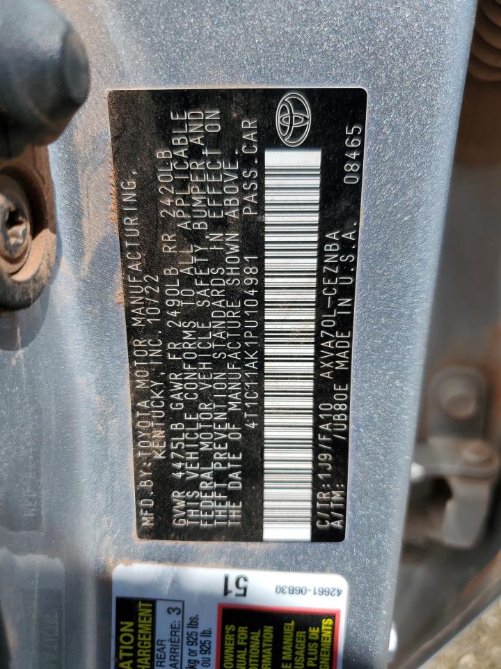 Toyota Camry Le Image 3