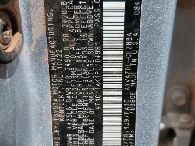 Toyota Camry Le Image 3