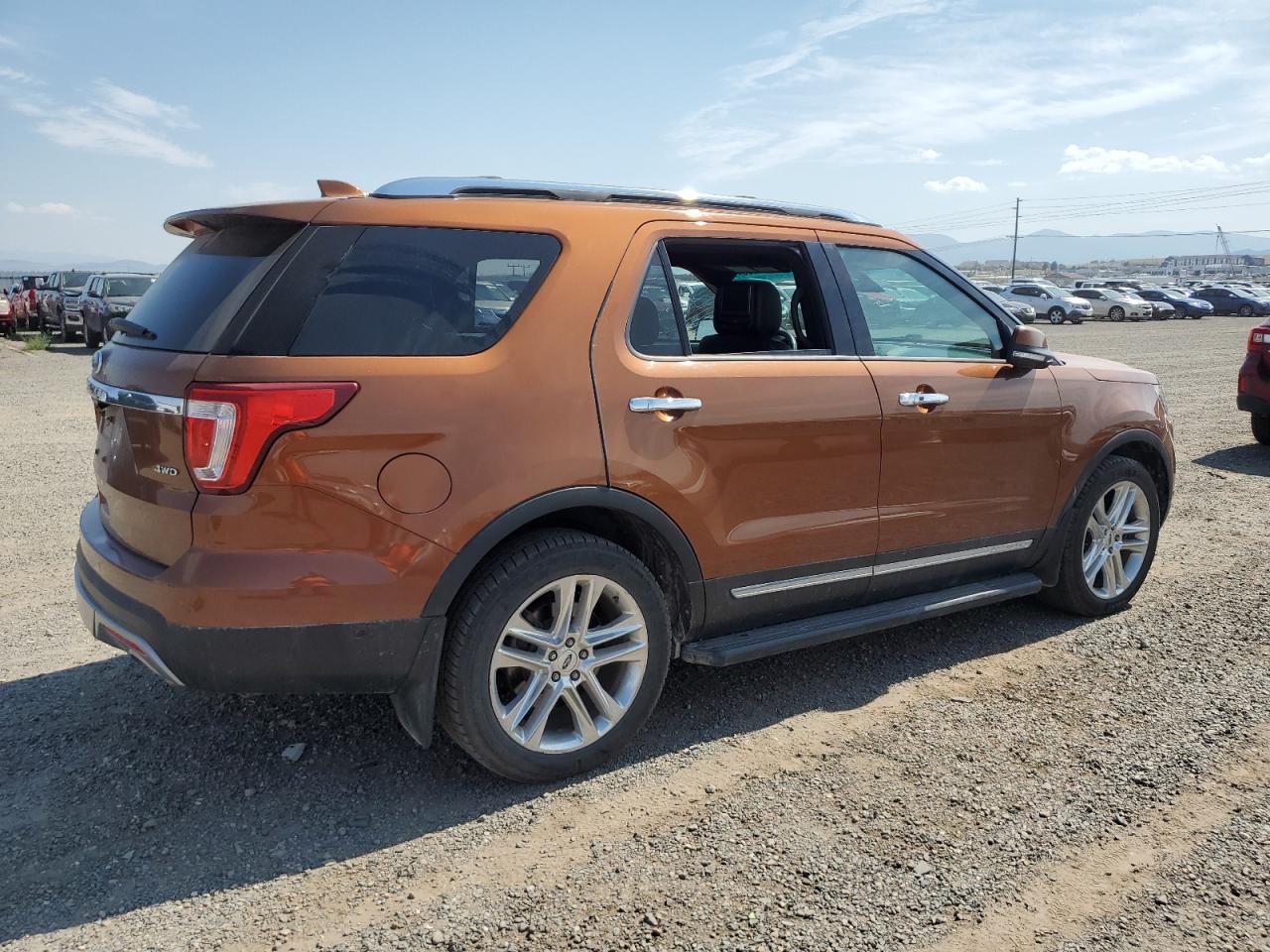 Ford Explorer Limited Image 13