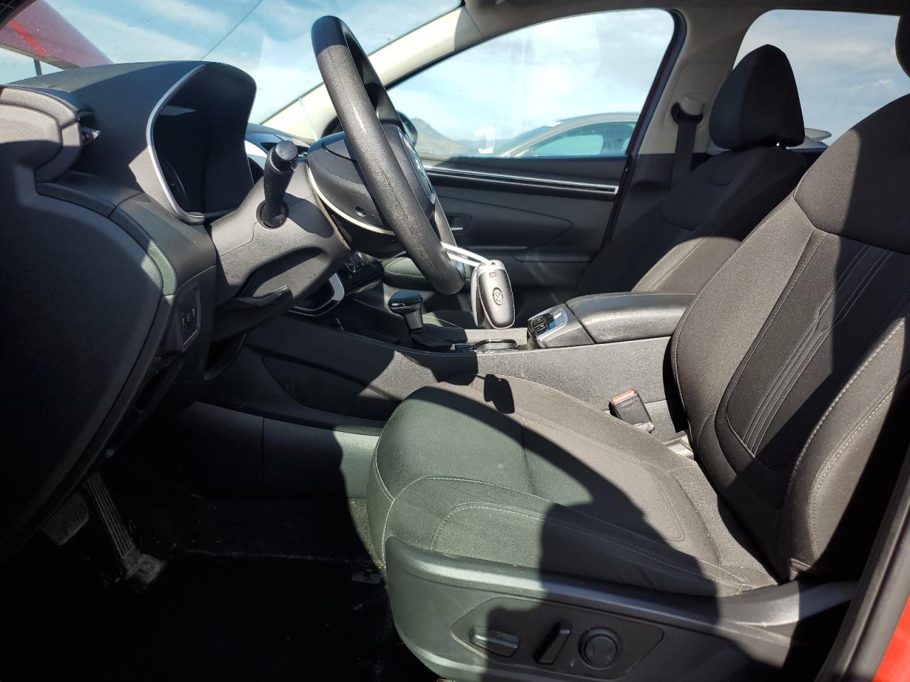 Hyundai TUCSON Sel Image 3