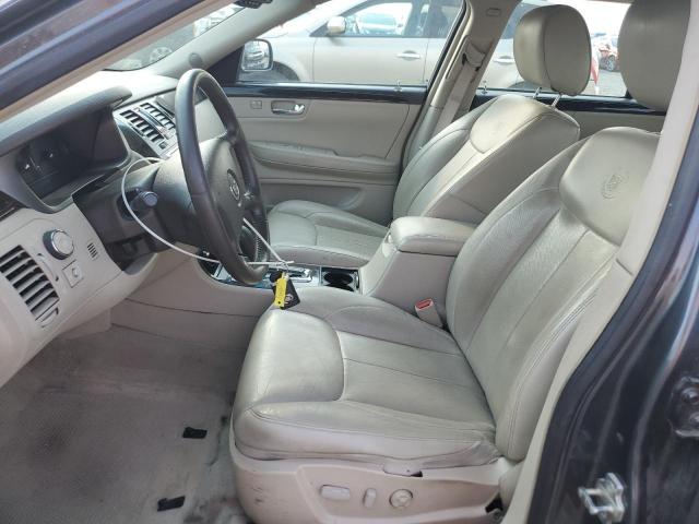 Cadillac DTS Image 8