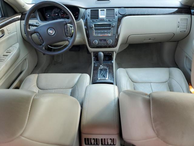 Cadillac DTS Image 6