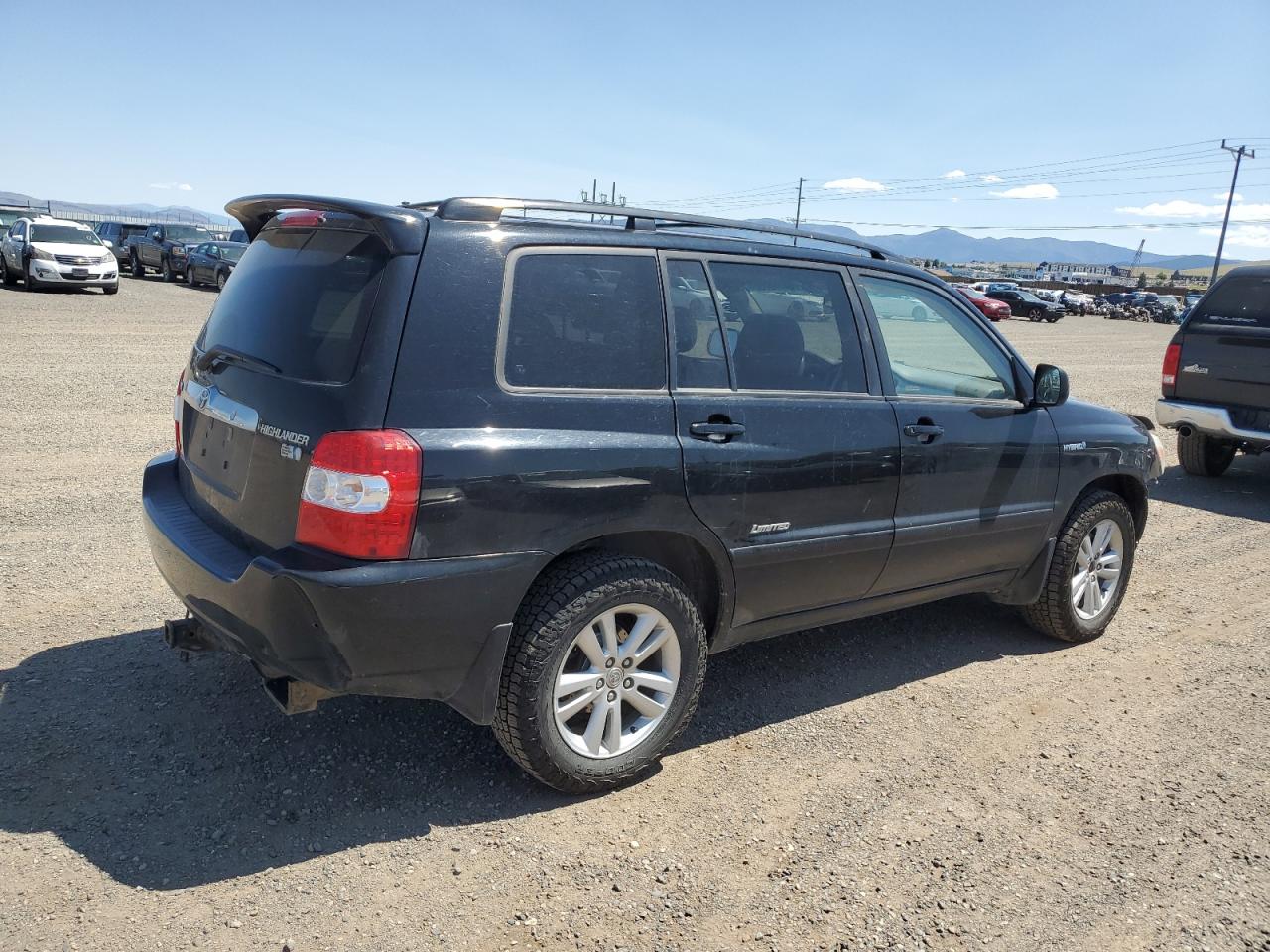 Toyota Highlander Hybrid Image 2