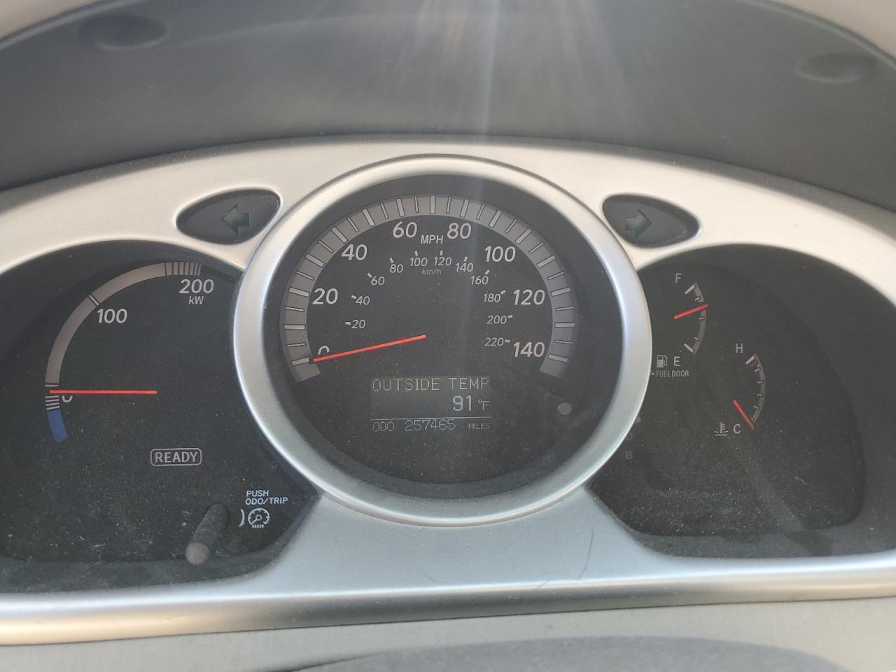 Toyota Highlander Hybrid Image 12