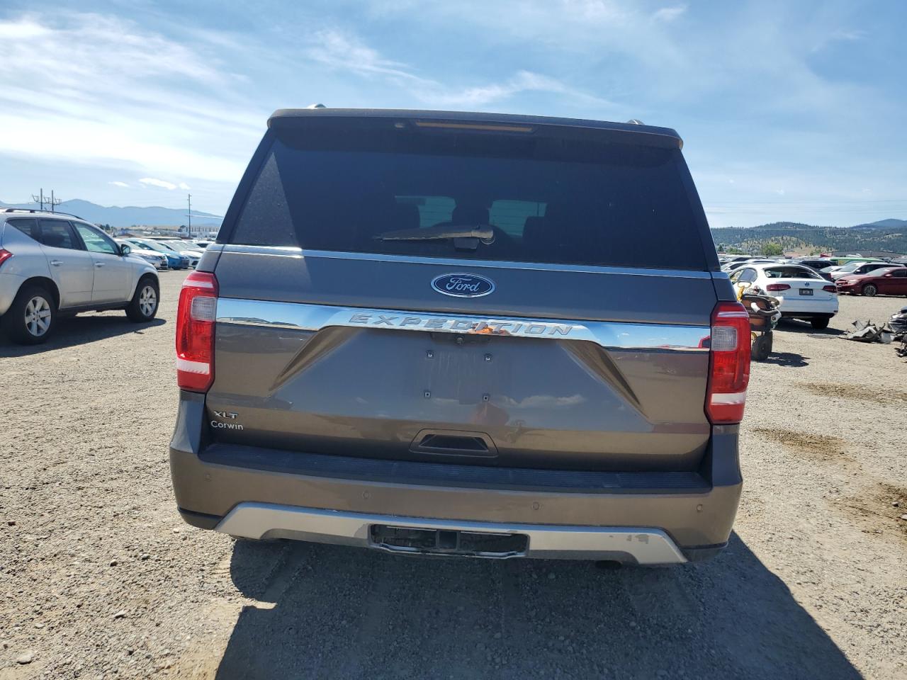 Ford Expedition Xlt Image 4