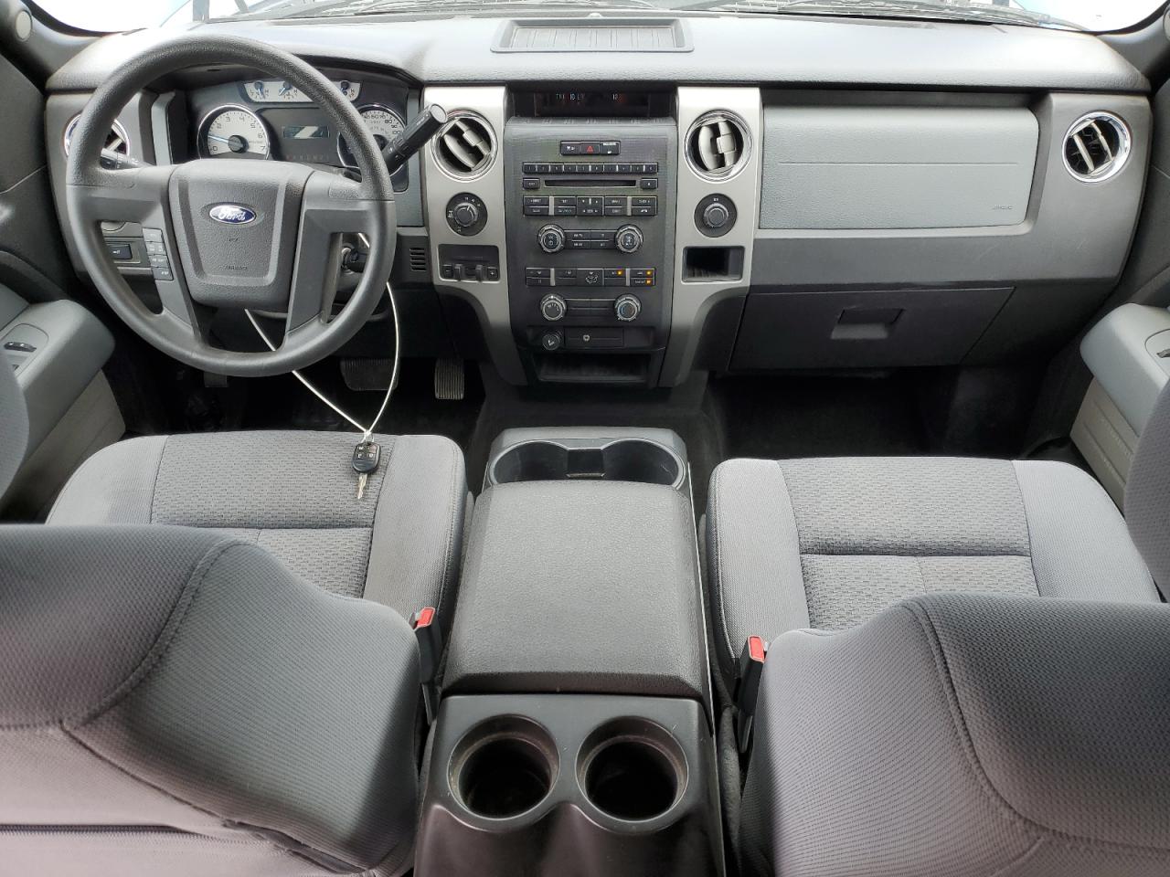 Ford F-150 Supercrew Image 9