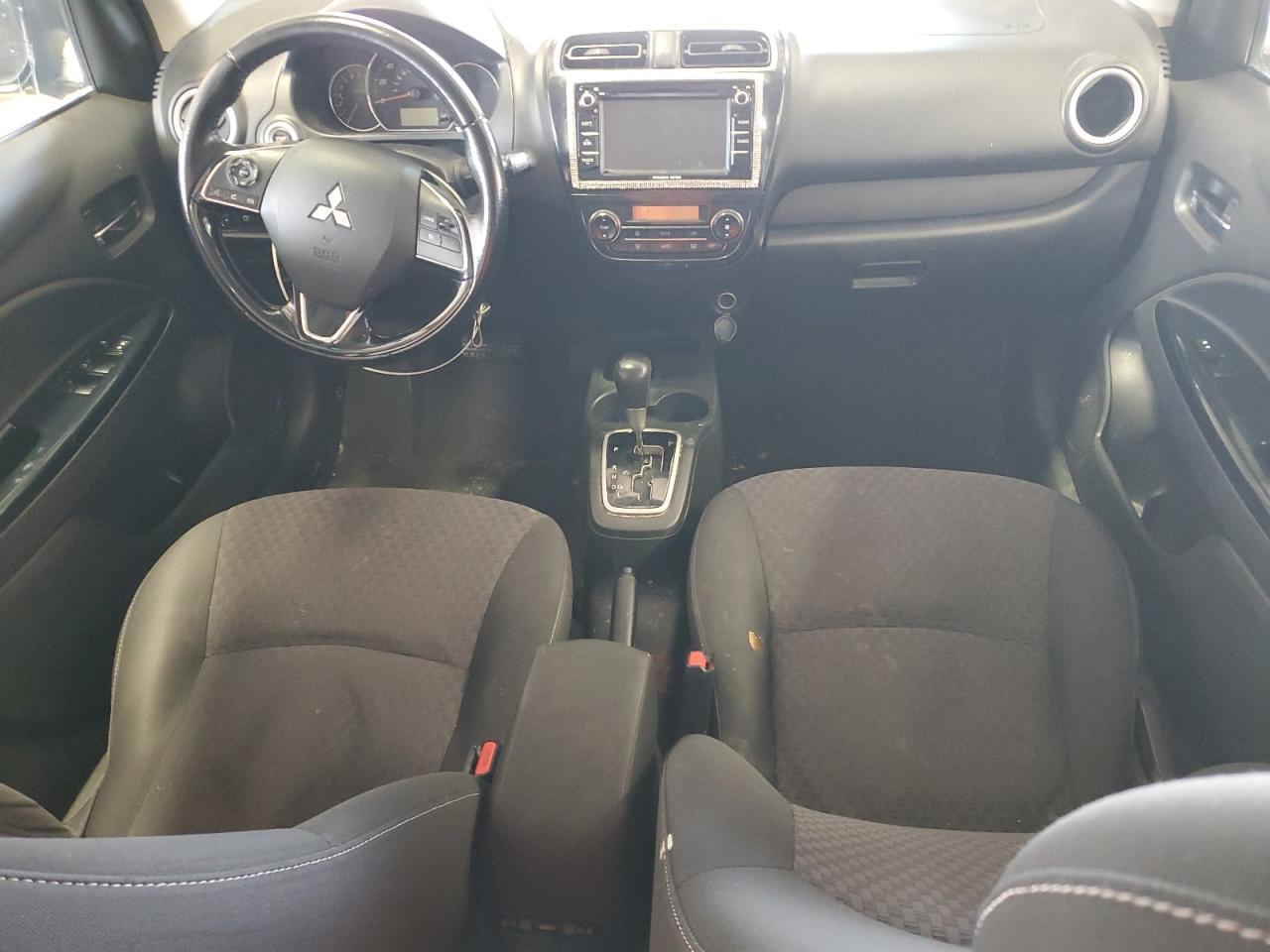 Mitsubishi Mirage Se Image 13