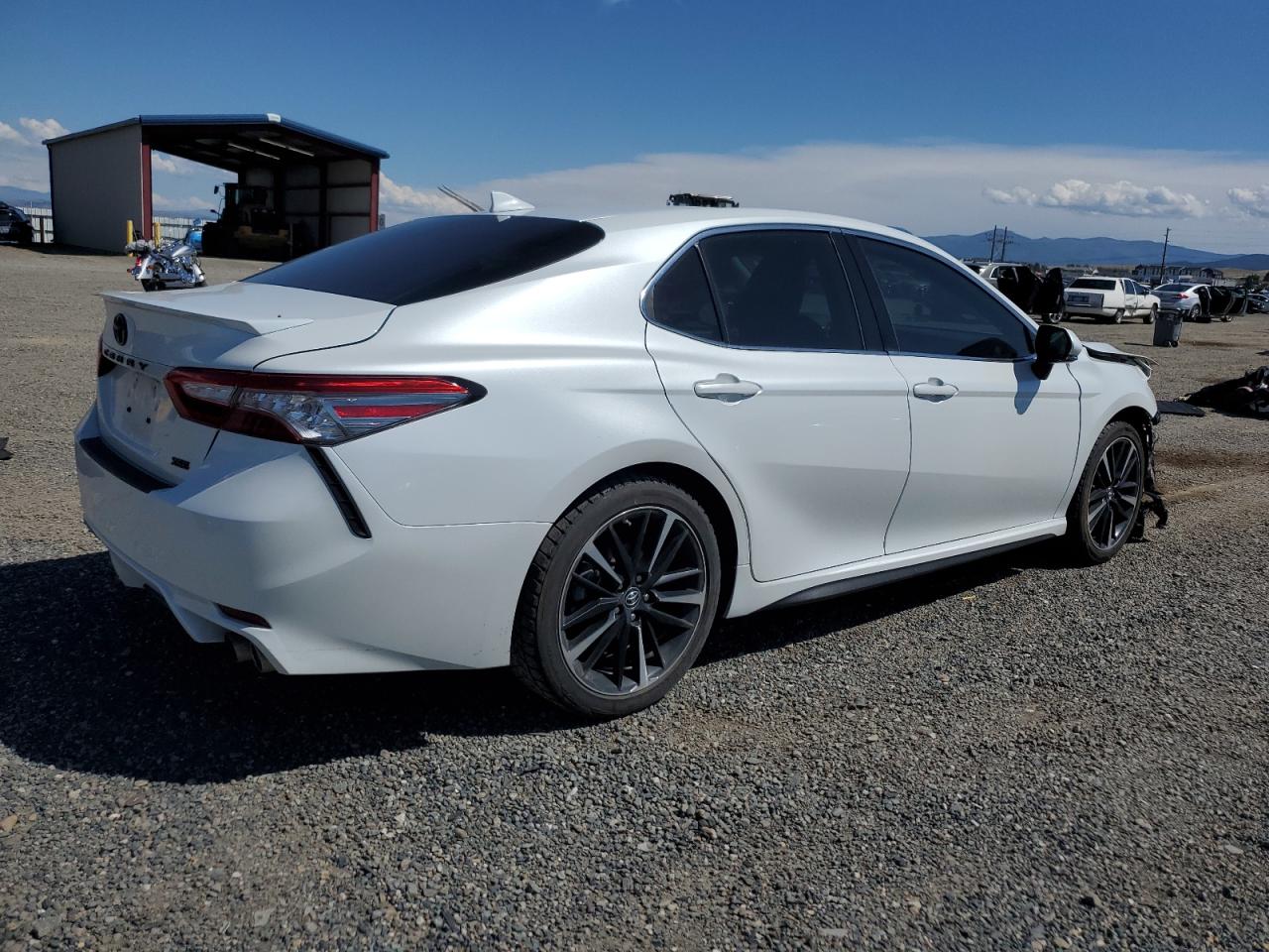 Toyota Camry Xse Image 2