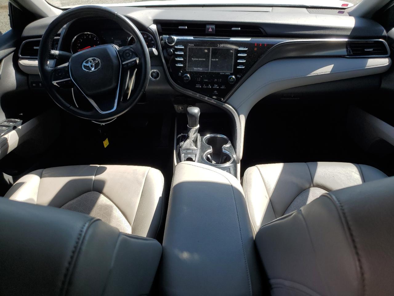 Toyota Camry Xse Image 6