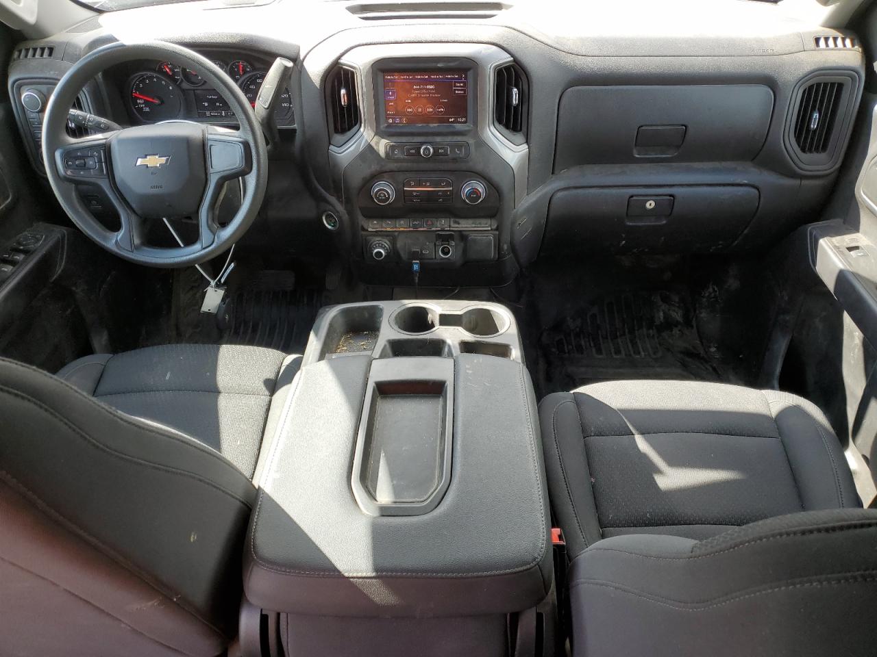 Chevrolet Silverado K1500 Image 5