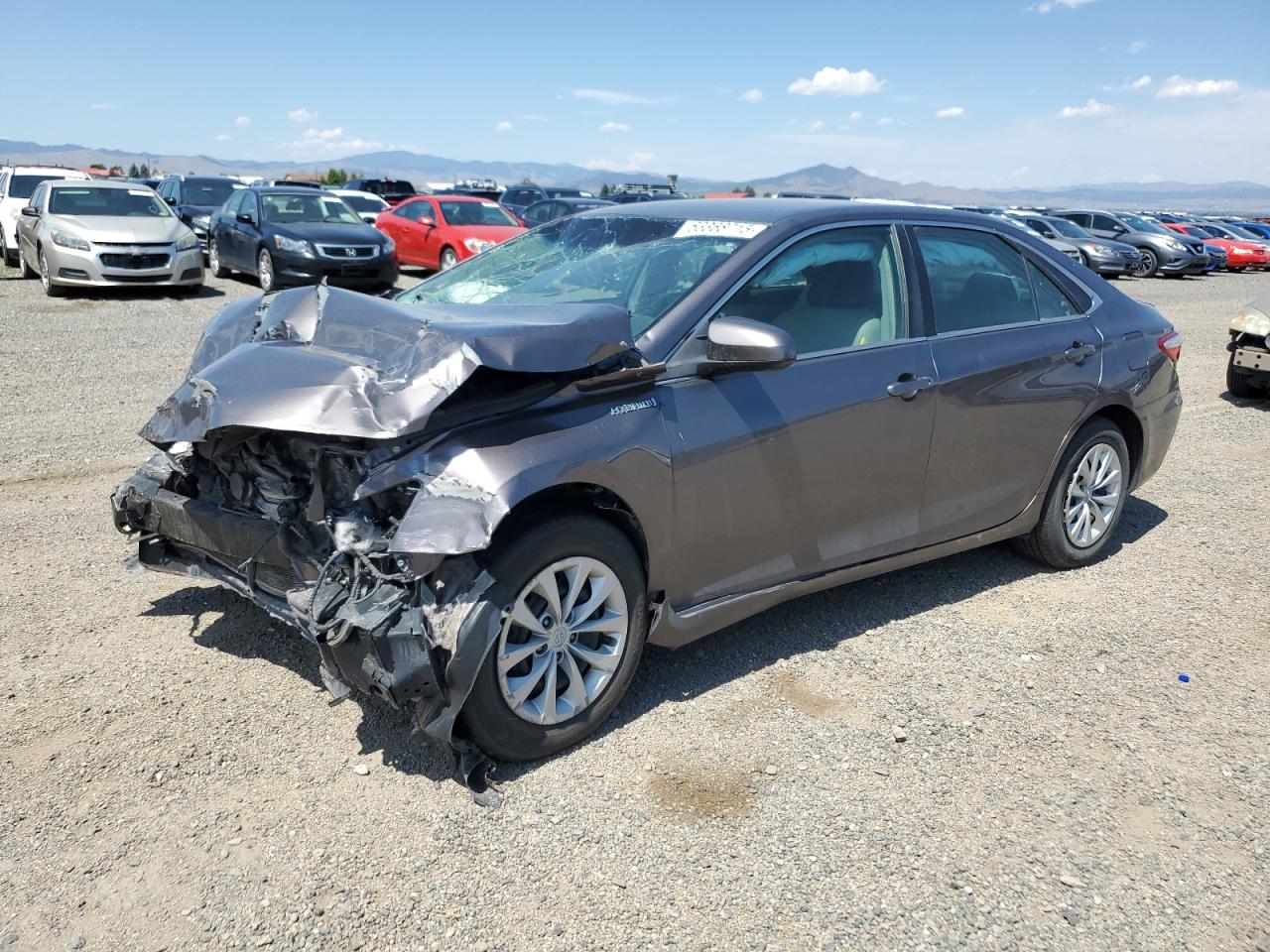 Toyota Camry Hybrid Image 1