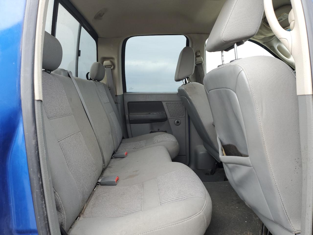 Dodge Ram 1500 St Image 9