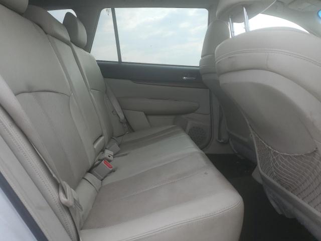 Subaru Outback 2.5i Limited Image 13