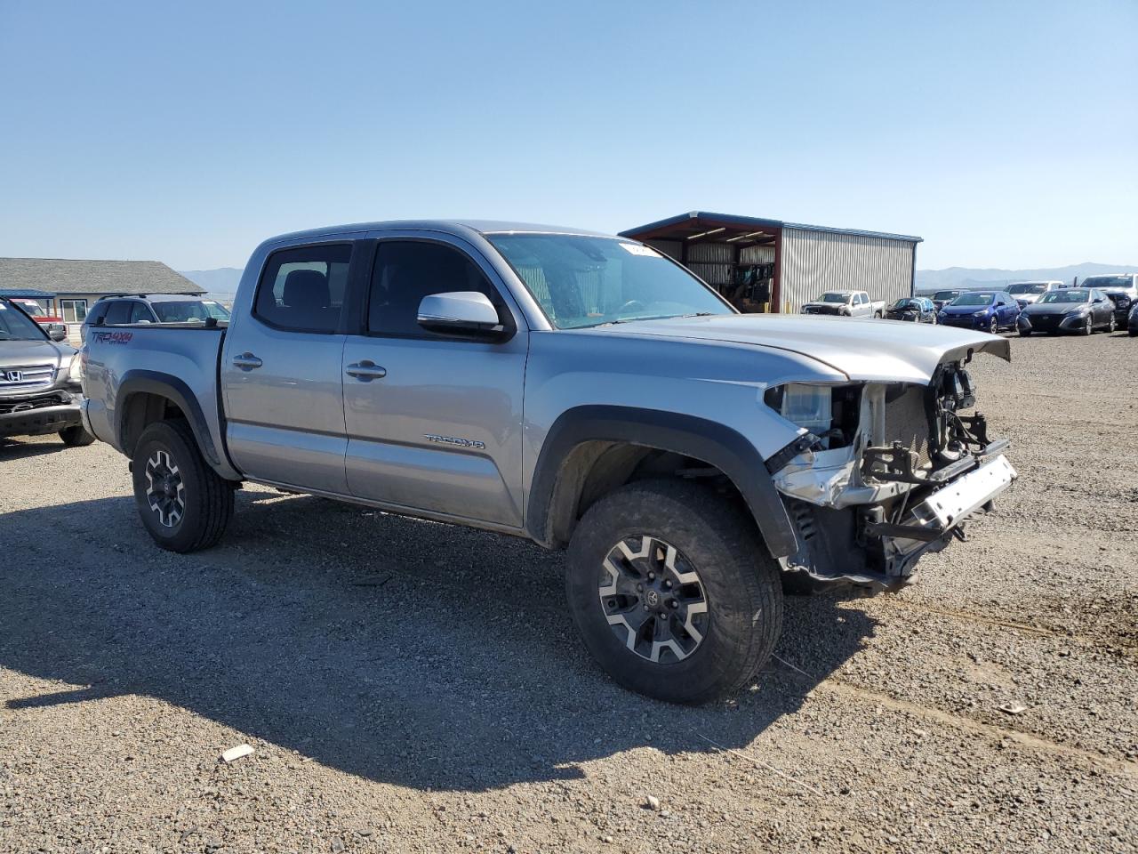 Toyota Tacoma Double Cab Image 2