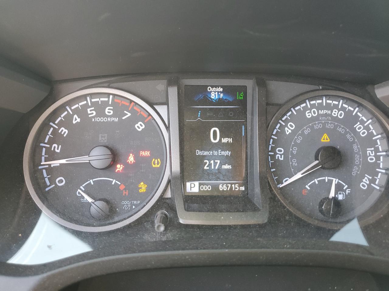 Toyota Tacoma Double Cab Image 10