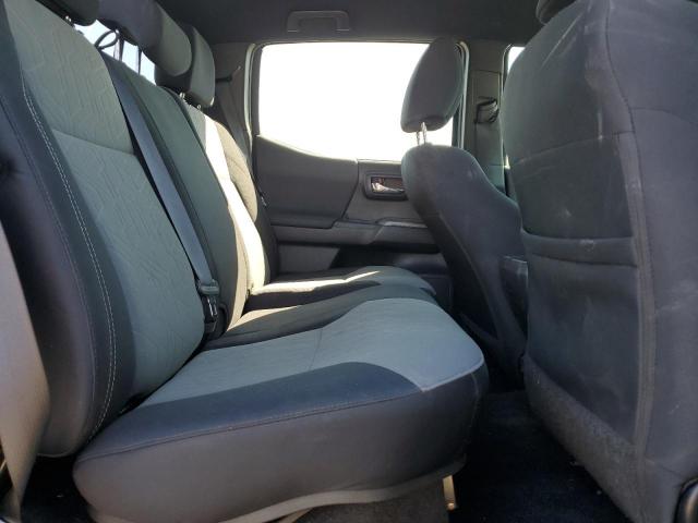 Toyota Tacoma Double Cab Image 11