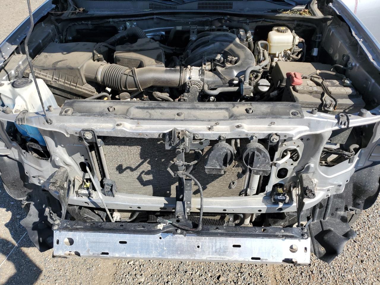 Toyota Tacoma Double Cab Image 13