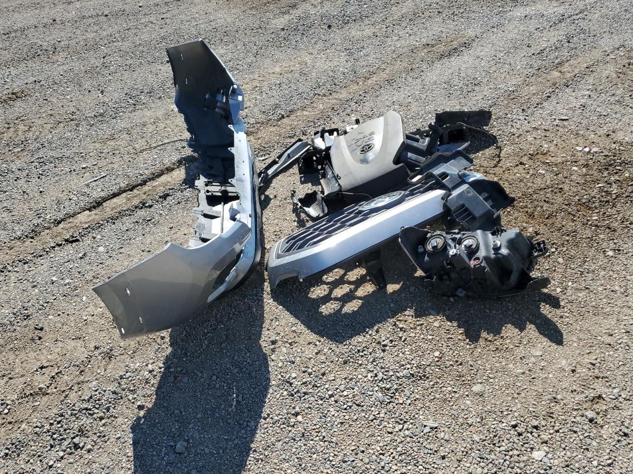 Toyota Tacoma Double Cab Image 12