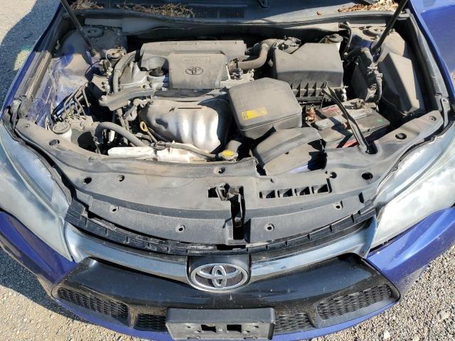 Toyota Camry Le Image 8