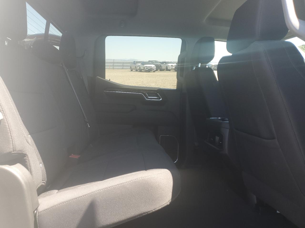 Chevrolet Silverado K1500 Rst Image 11