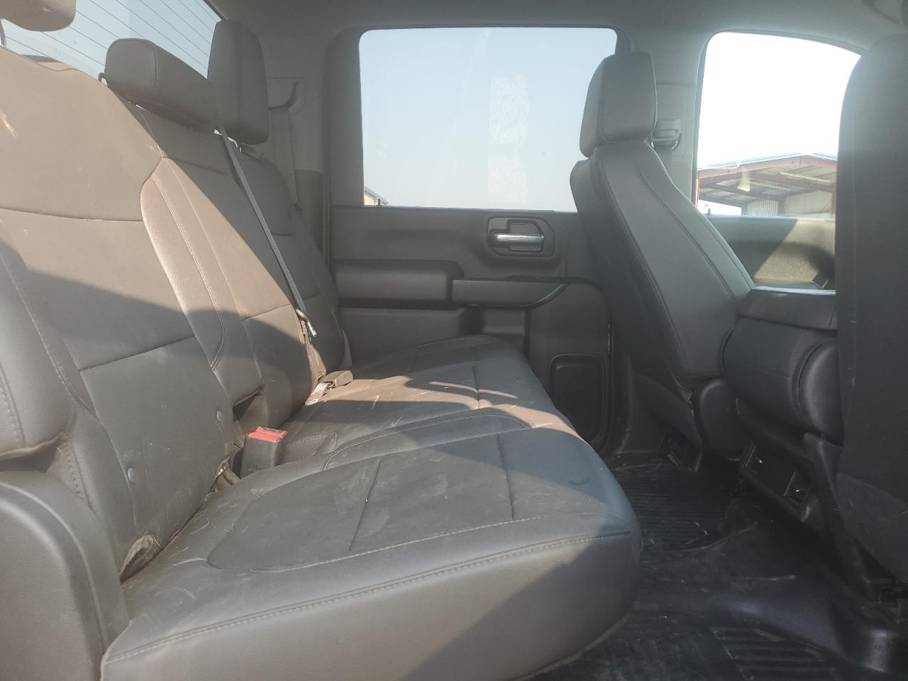 Chevrolet Silverado K2500 Heavy Dut K2500 Heavy Duty Image 8