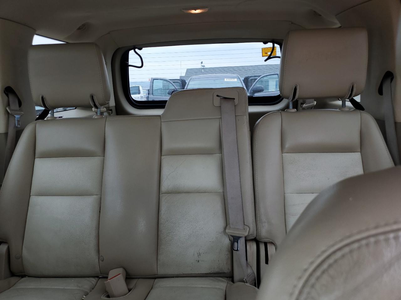 Ford Explorer Xlt Image 9