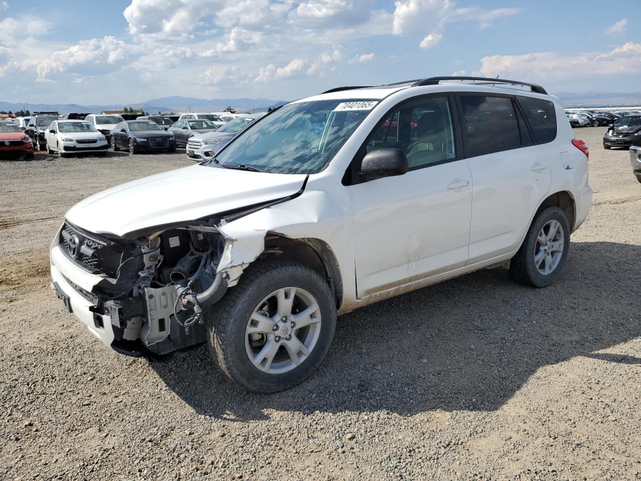 Toyota RAV4 Image 1
