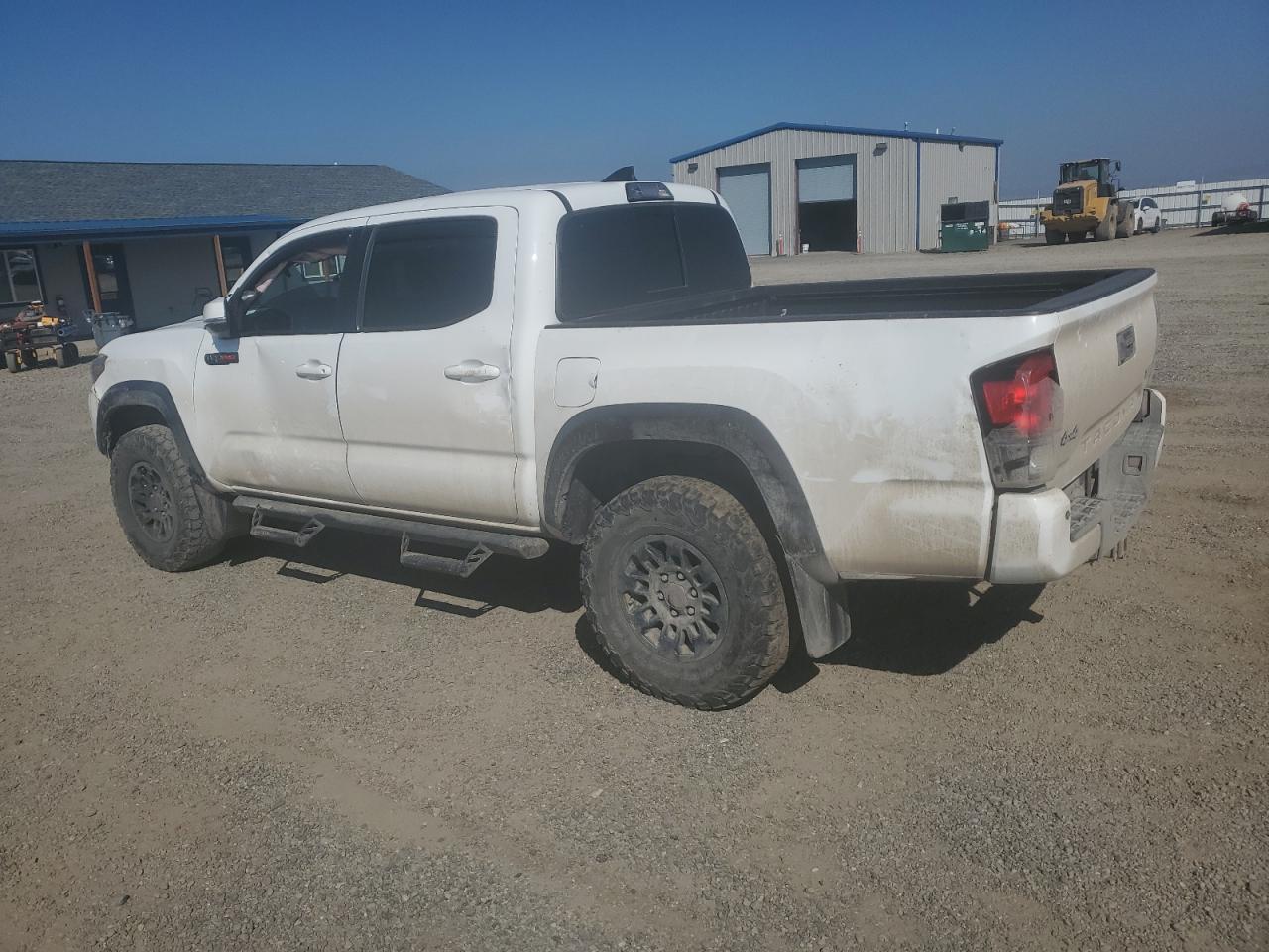 Toyota Tacoma Double Cab Image 2