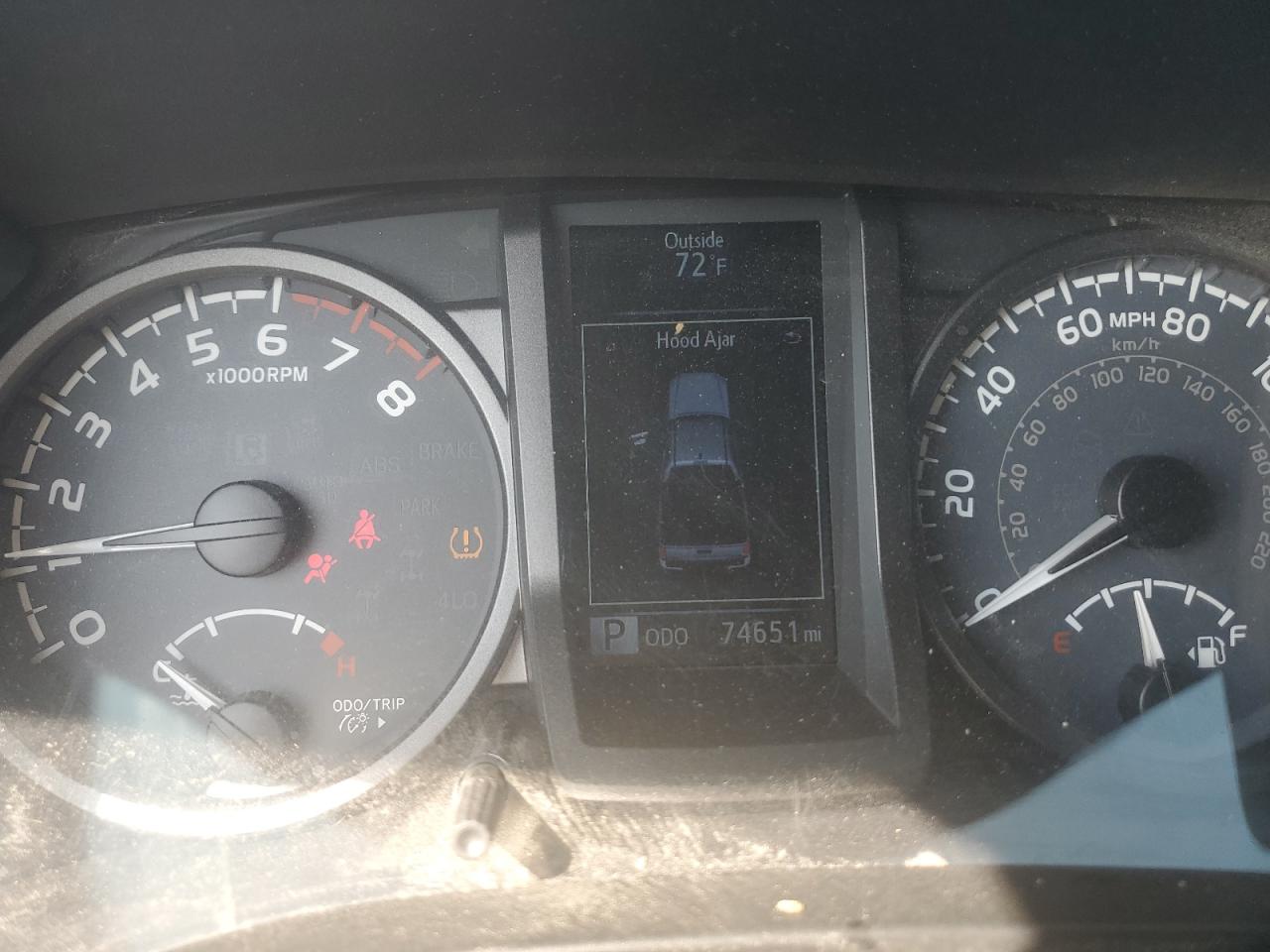 Toyota Tacoma Double Cab Image 8